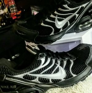 NIKE AIR MAX TORCH 4